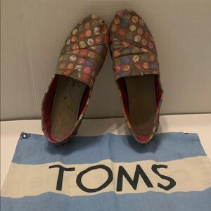 TOMs Brown Canvas Slip on Flats Colorful Polka Dots with Dust Bag Women’s Size 8
